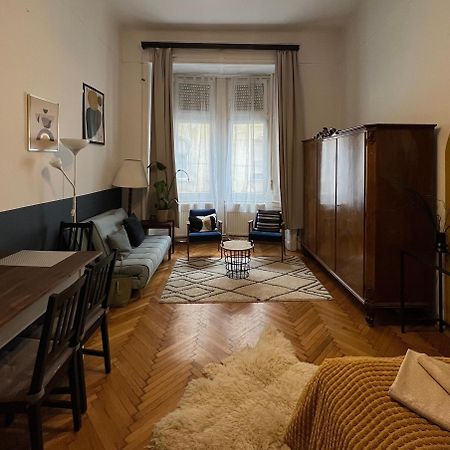 Rustic Apartment In Downtown Of Budapest Eksteriør bilde