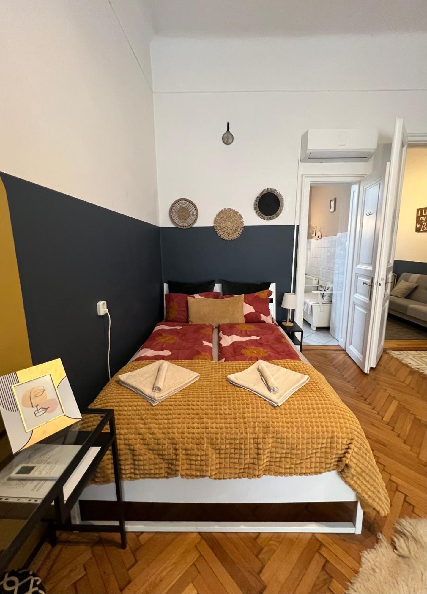 Rustic Apartment In Downtown Of Budapest Eksteriør bilde