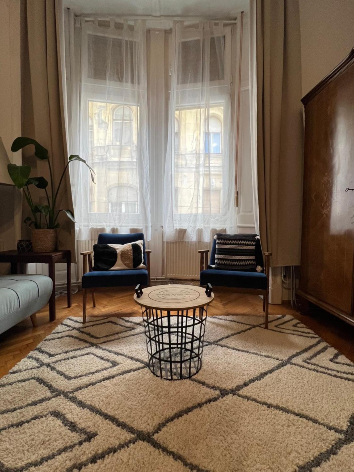 Rustic Apartment In Downtown Of Budapest Eksteriør bilde